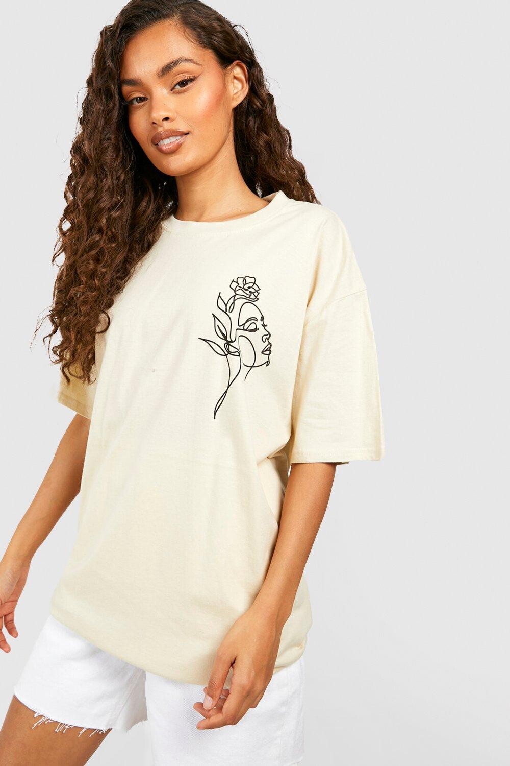 

Футболка оверсайз с цветочным карманом и принтом Boohoo, песочный, Бежевый