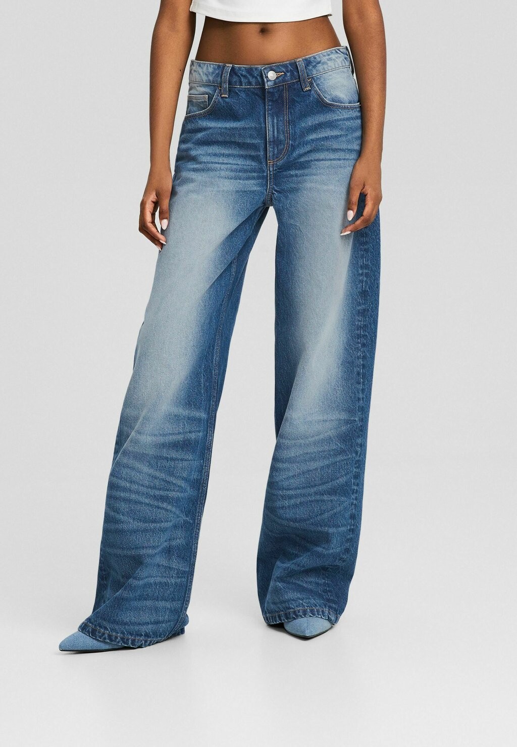 

Джинсы-клеш Baggy Bershka, цвет blue denim