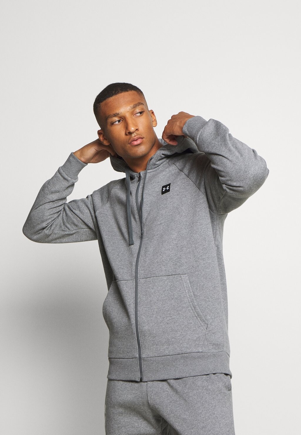 

Толстовка на молнии Under Armour