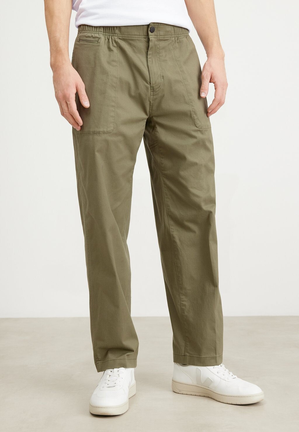 

Брюки Badge Trim Pant Calvin Klein Jeans, цвет dusty olive