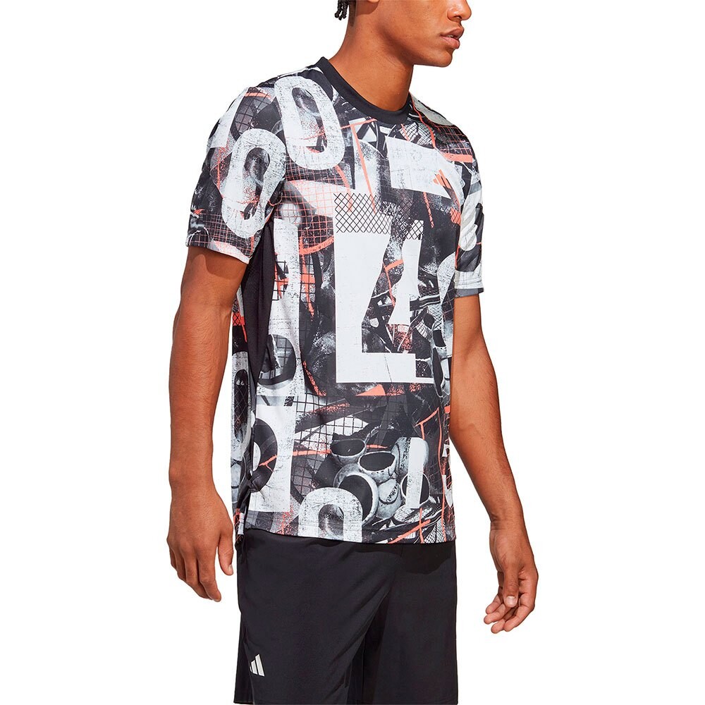 

Футболка adidas Club Graphic, черный
