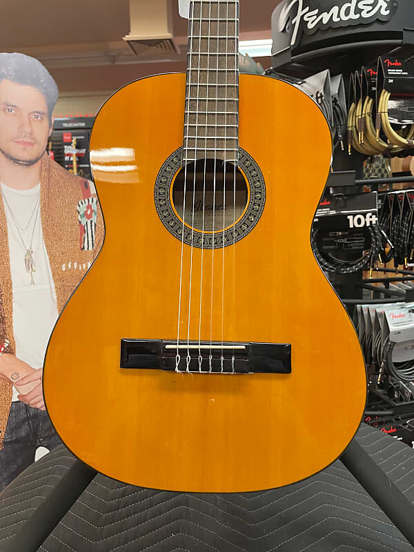 

Ibanez GA2, классическая гитара размера 3/4