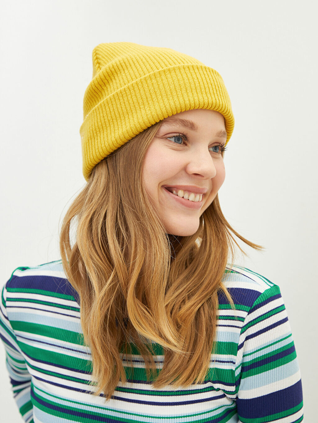 

Tag Detailed Women's Knitwear Beanie LCW Accessories