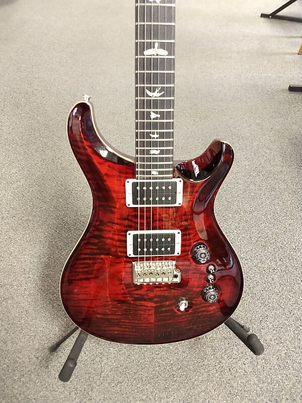 

Новый PRS Paul Reed Smith Custom 24-08 Fire Red Burst с жестким футляром PRS