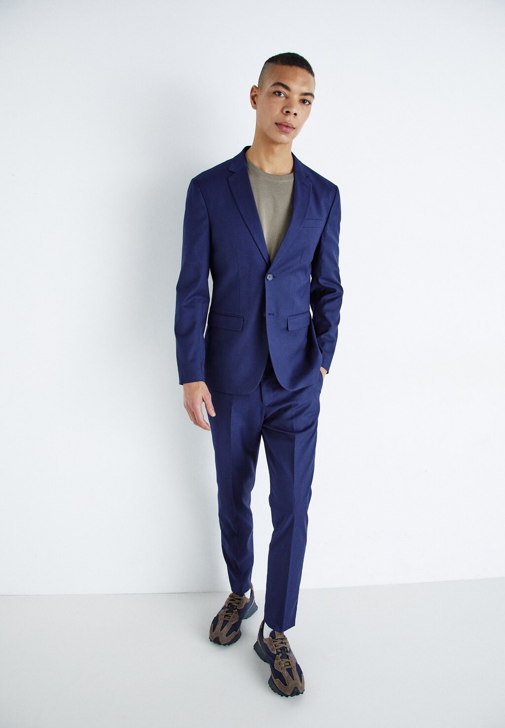 

Костюм SLHSLIM CEDRIC STRUCTURE Selected Homme, цвет navy