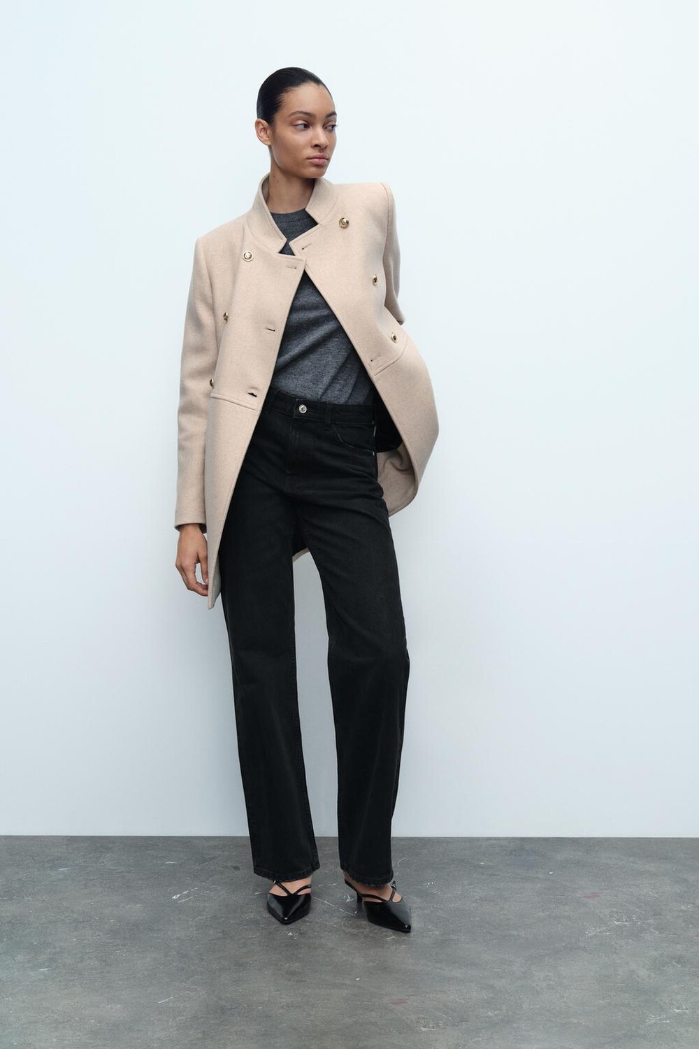 

Двубортное пальто из шерсти ZARA, песочный
