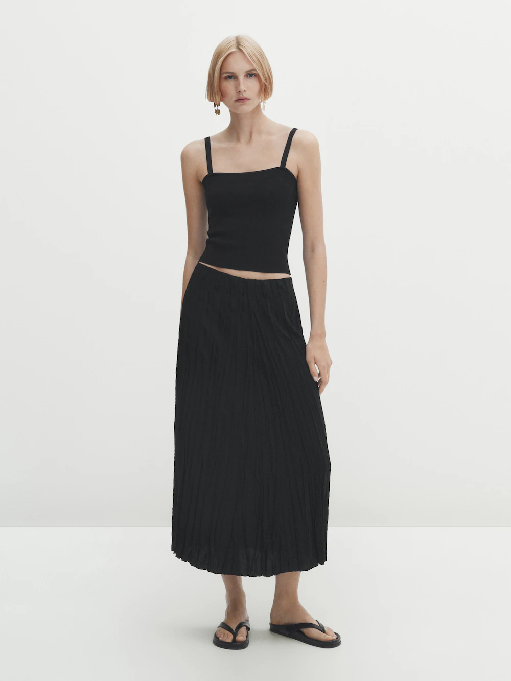 

Юбка Pleated Midi Massimo Dutti, черный