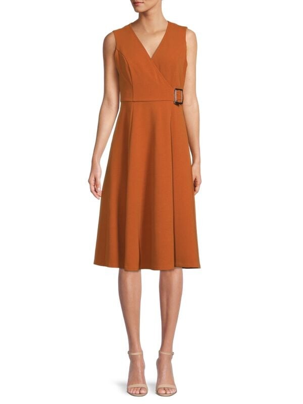 

Платье трапециевидной формы Calvin Klein без рукавов с пряжкой сбоку, almond
