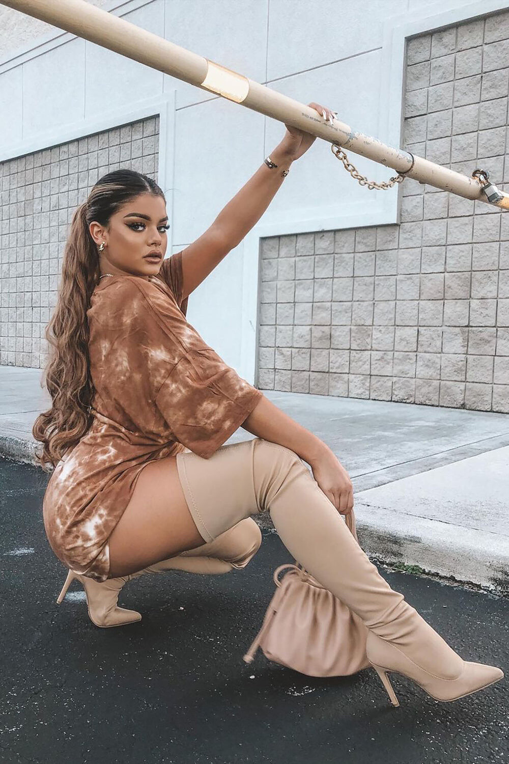 

Ботинки Fashion Nova AKIRA203, нюд