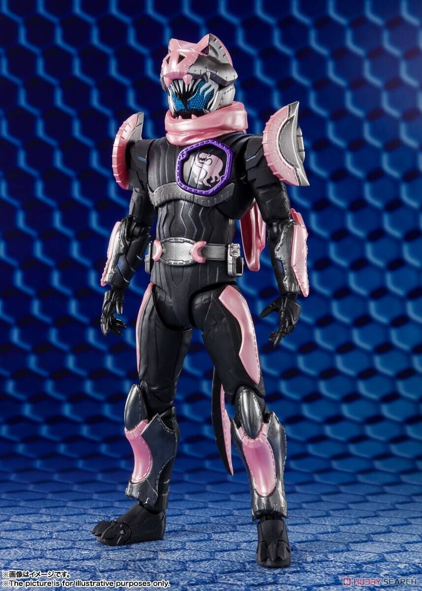 

Фигурка Bandai S.H.Figuarts Kamen Rider Vice