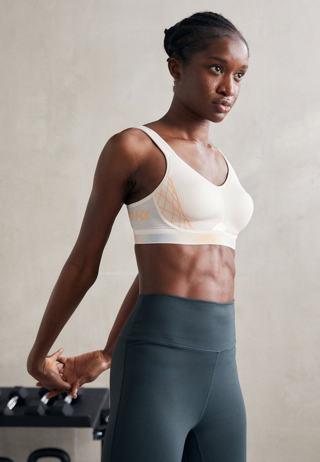 

Спортивный бюстгальтер с высокой поддержкой triaction by Triumph, светло-синий