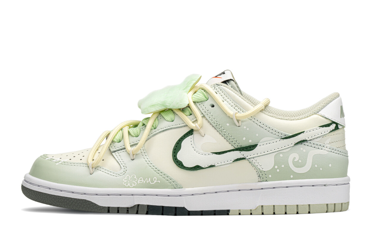 

Кроссовки Nike Dunk Skateboarding Shoes Women's Low-top White/green, зеленый