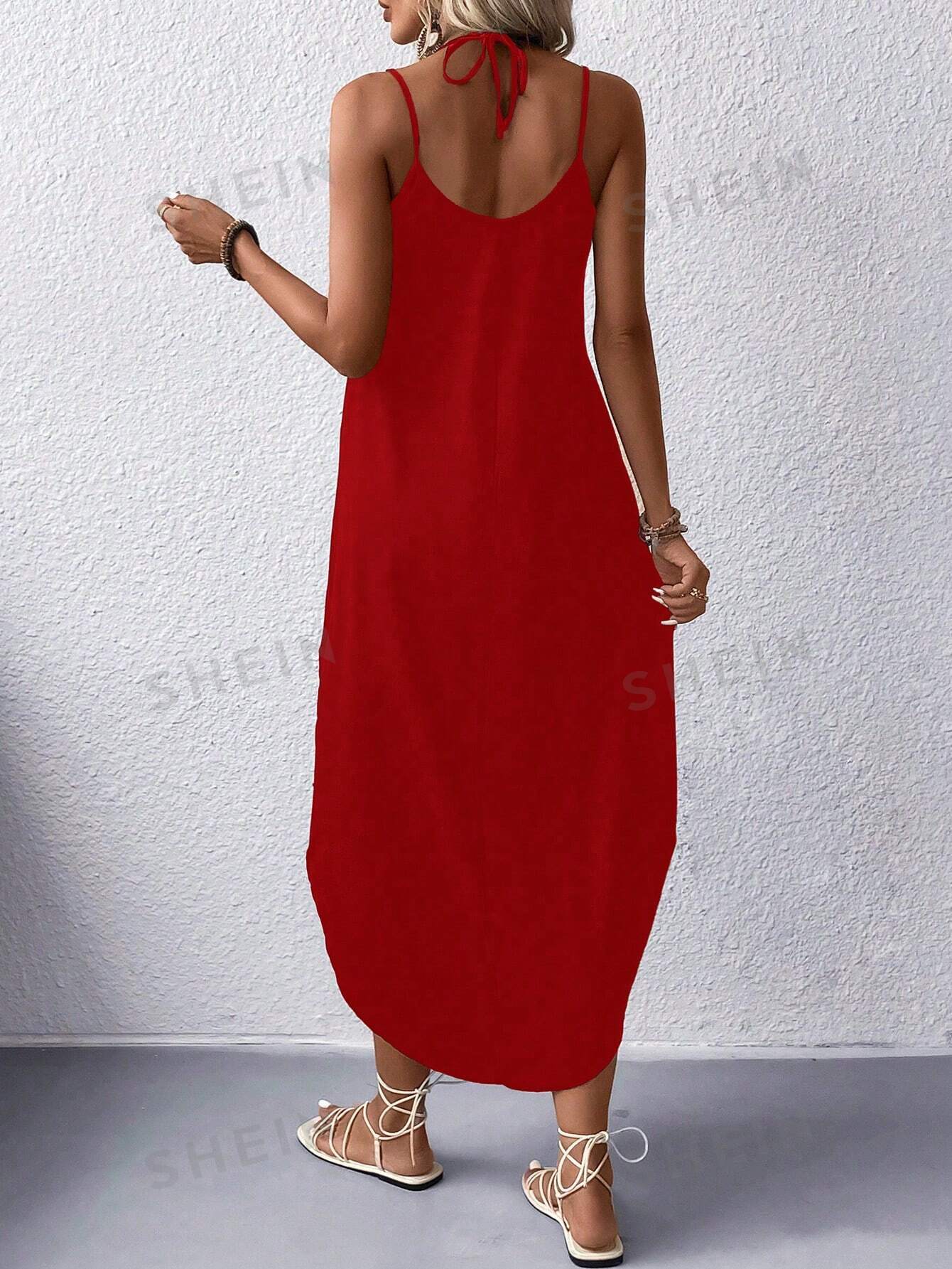 Сплошное платье с воротником-стойкой и воротником-стойкой, красный