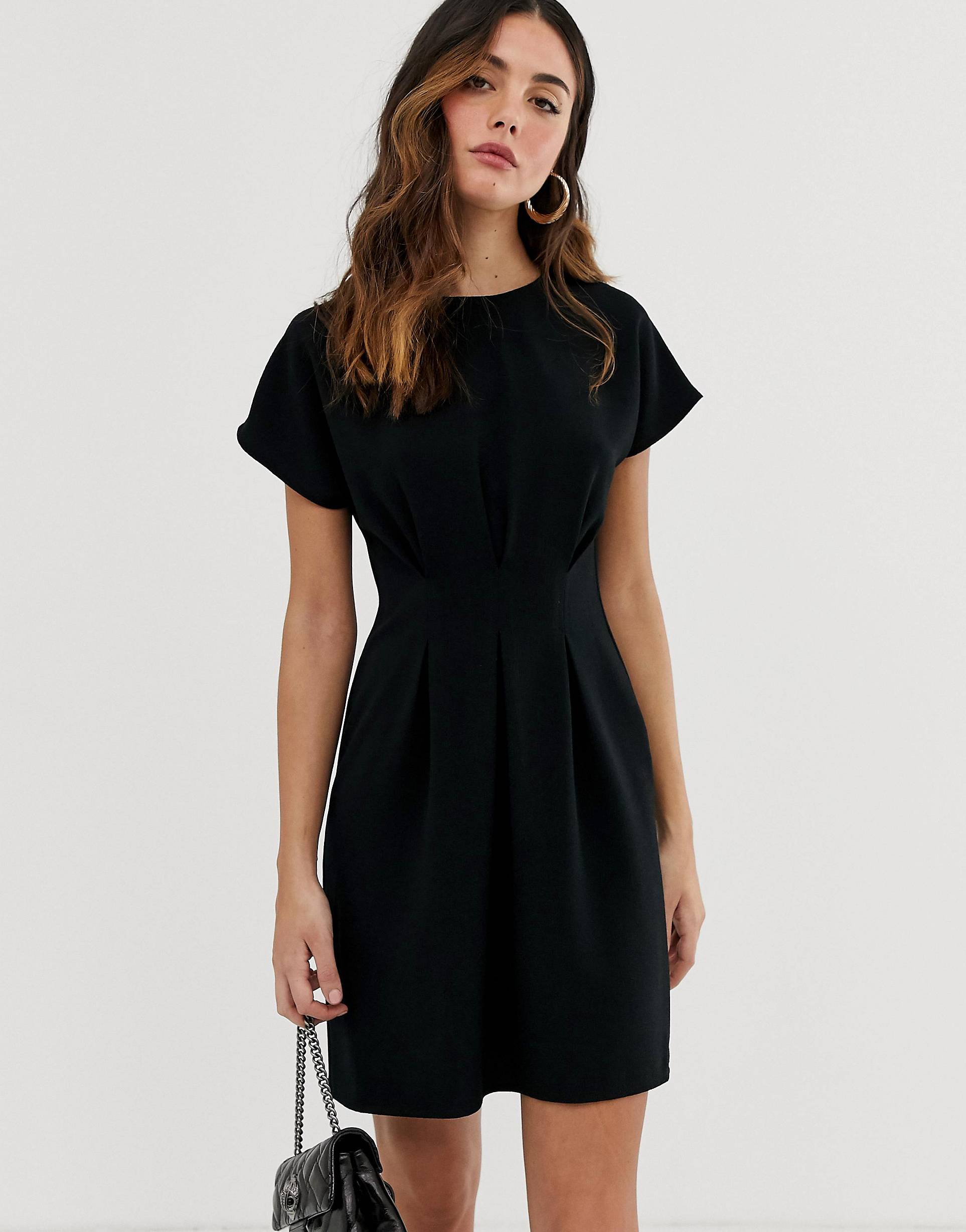 Черное платье мини с завышенной талией ASOS DESIGN