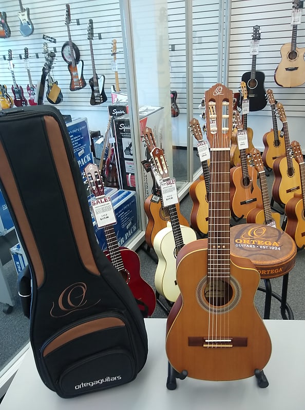 цена Акустическая гитара Ortega Requinto RQ39E Professional Classical Guitar With Pickup