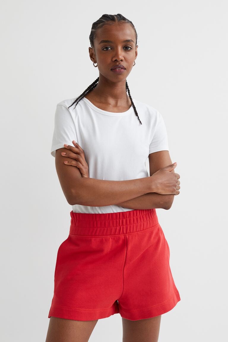 

Спортивные шорты H&M, красный