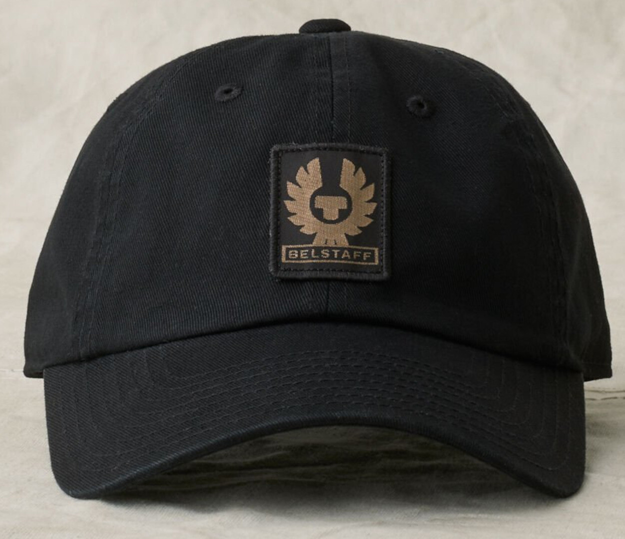 

Belstaff Phoenix Logo Крышка, черный