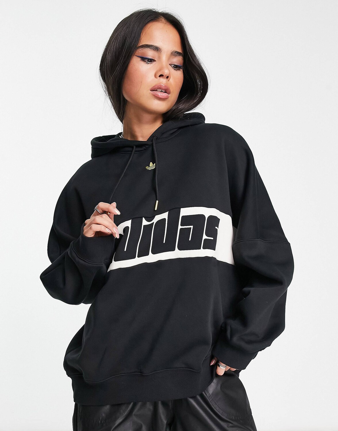 

Черная худи в стиле ретро adidas Originals 'ski chic'