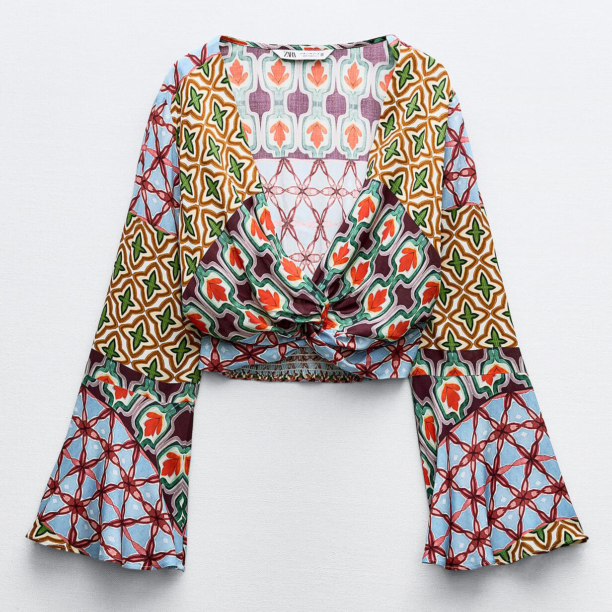 

Кроп-топ Zara Knot And Flared Sleeves, мультиколор