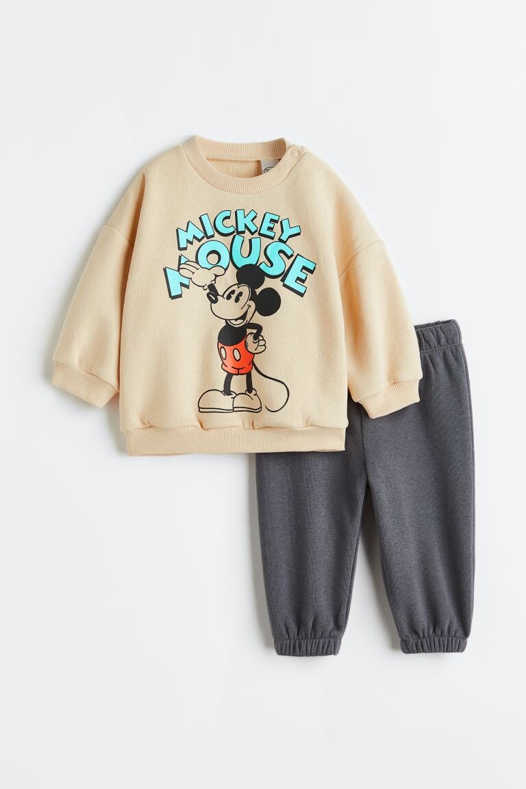 

Спортивный костюм из 2 предметов H&M, светло-бежевый/микки маус