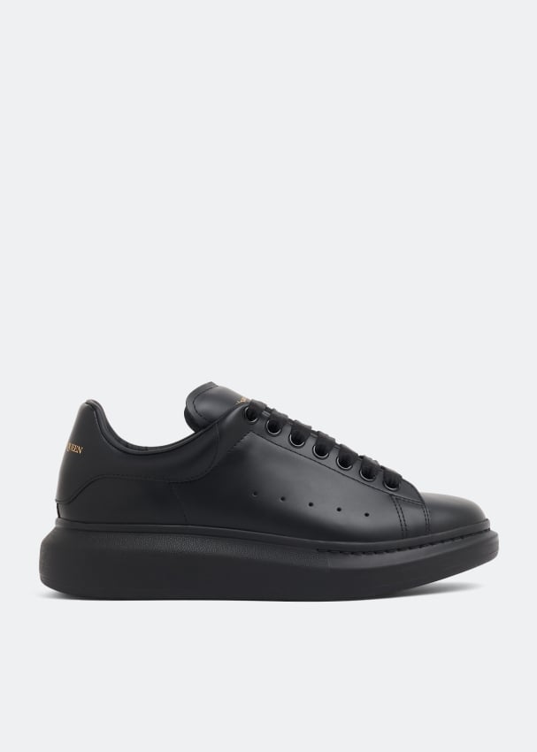 цена Кроссовки ALEXANDER MCQUEEN Oversized sneakers, черный