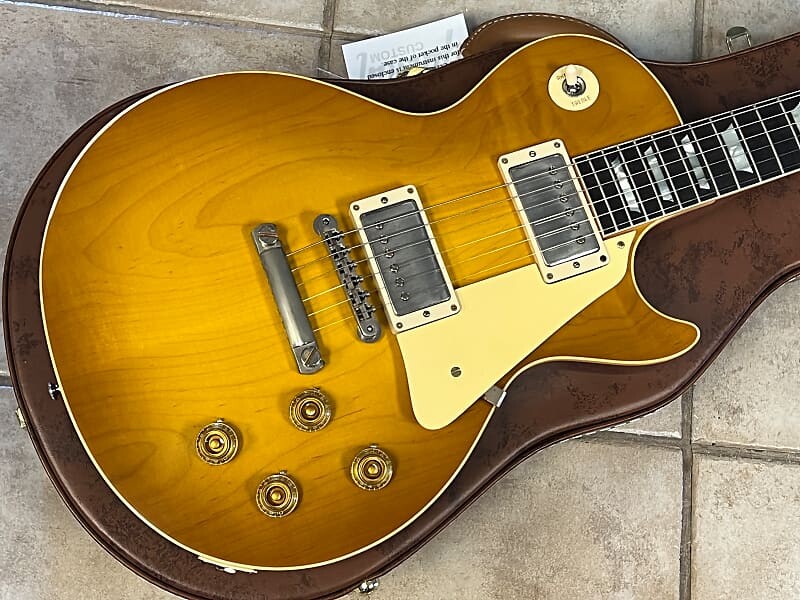 

2022 Gibson Custom Shop 1958 Les Paul Standard Lemon Burst Murphy Lab Light Aged 1958 Les Paul Standard Lemon Burst Light Aged