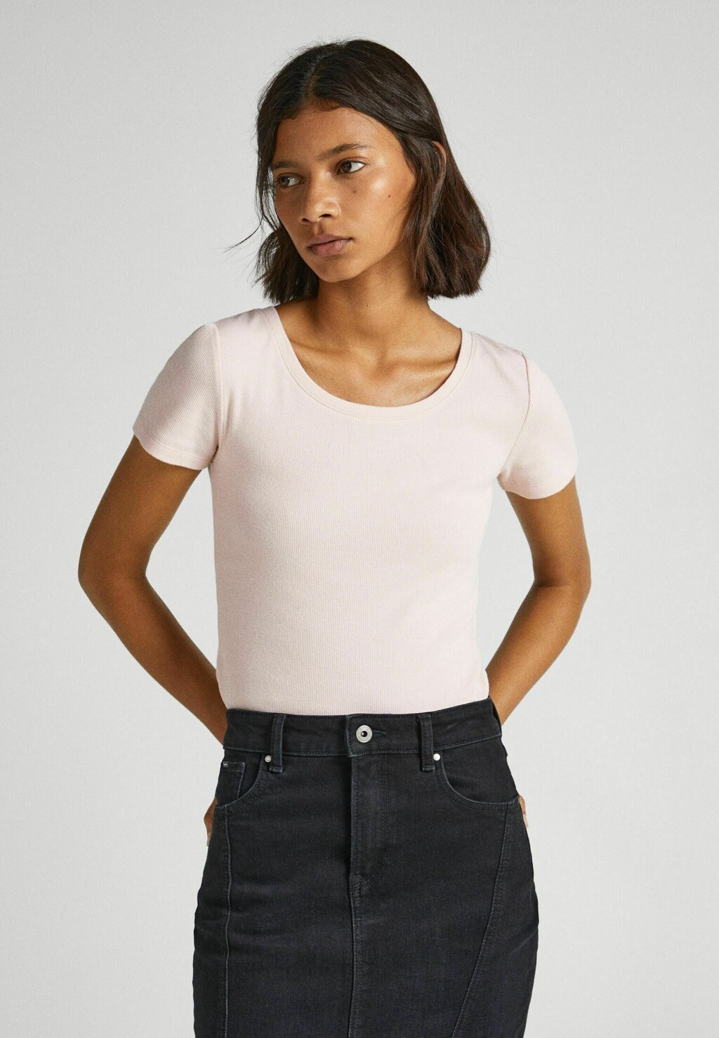 

Базовая футболка Babette Solid Pepe Jeans, цвет ash rose pink