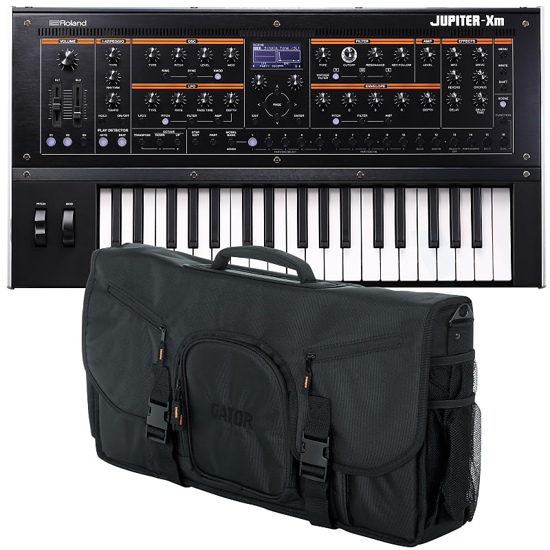 цена 37-клавишный синтезатор Roland Jupiter-Xm — сумка для переноски
