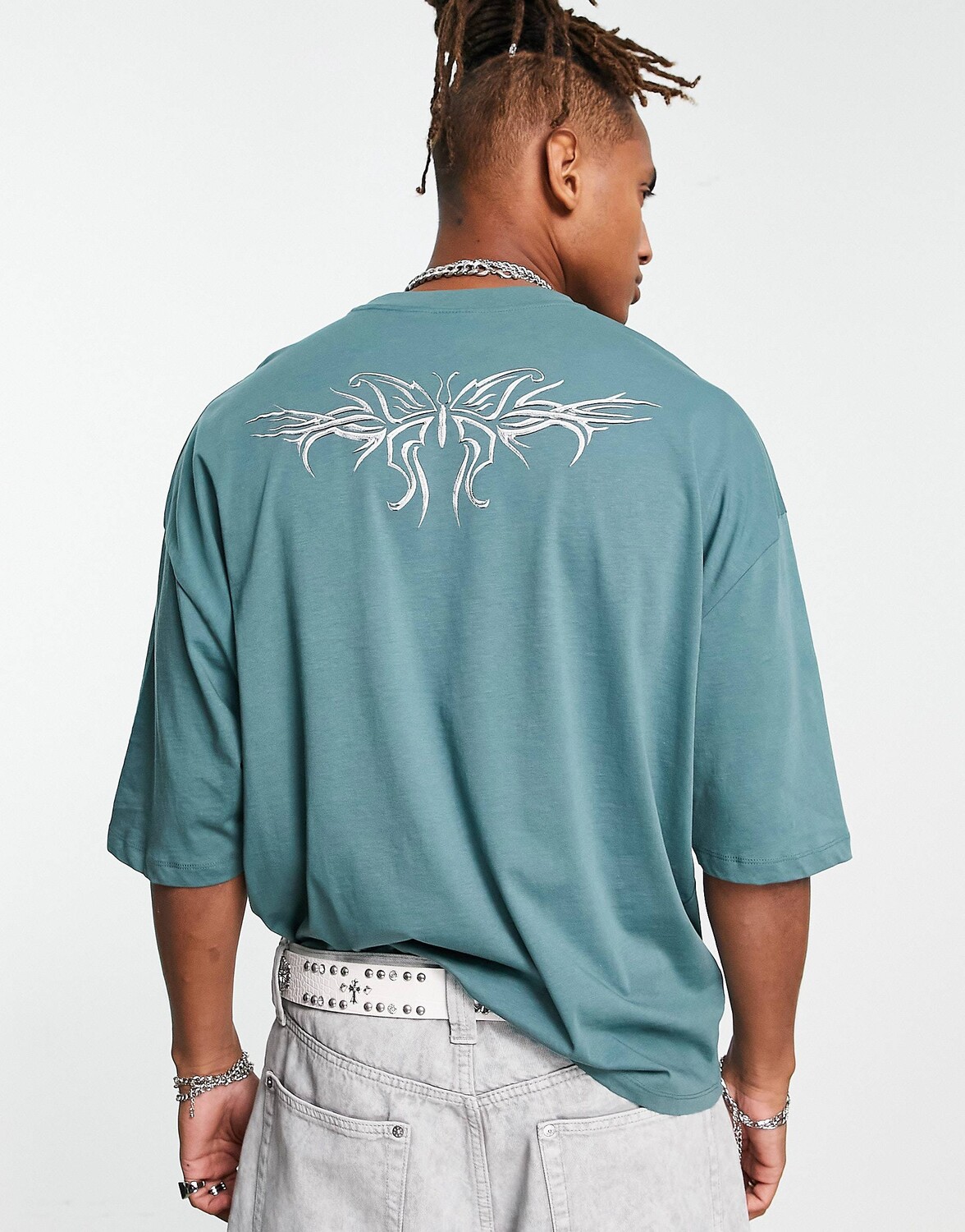 

Зеленая футболка оверсайз с блестящим принтом на спине ASOS DESIGN, Зеленый