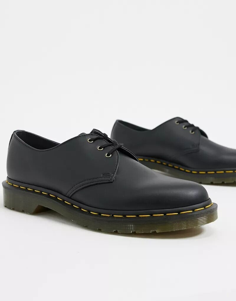 

Черные туфли с 3 люверсами Dr Martens Vegan 1461