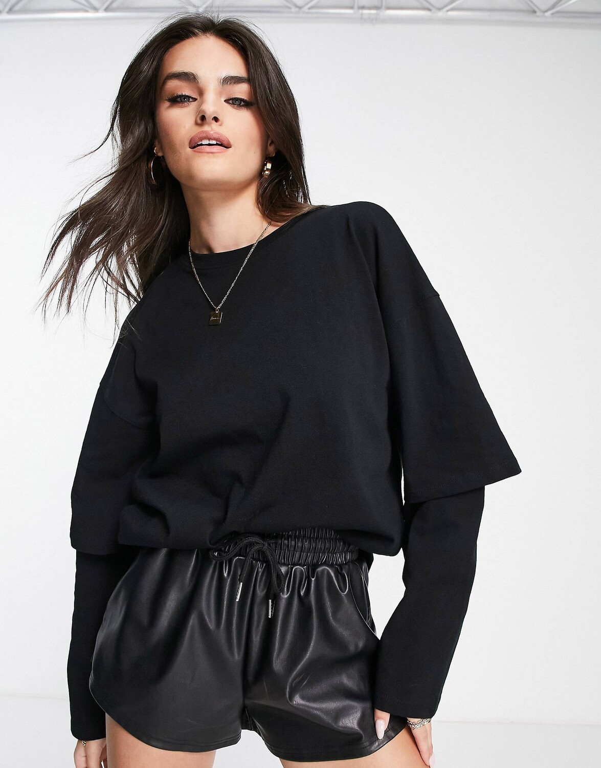 

Черная короткая футболка Topshop 2 в 1, Черный