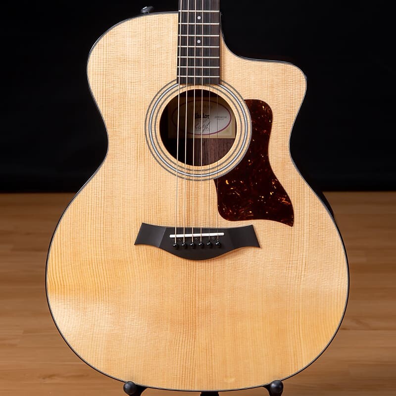 

Электроакустическая гитара Taylor 214ce Plus, серийный номер 2205142114