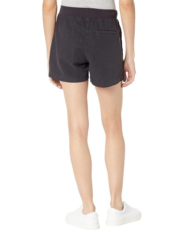 

Шорты Faherty Arlie Day Shorts, цвет Washed Black