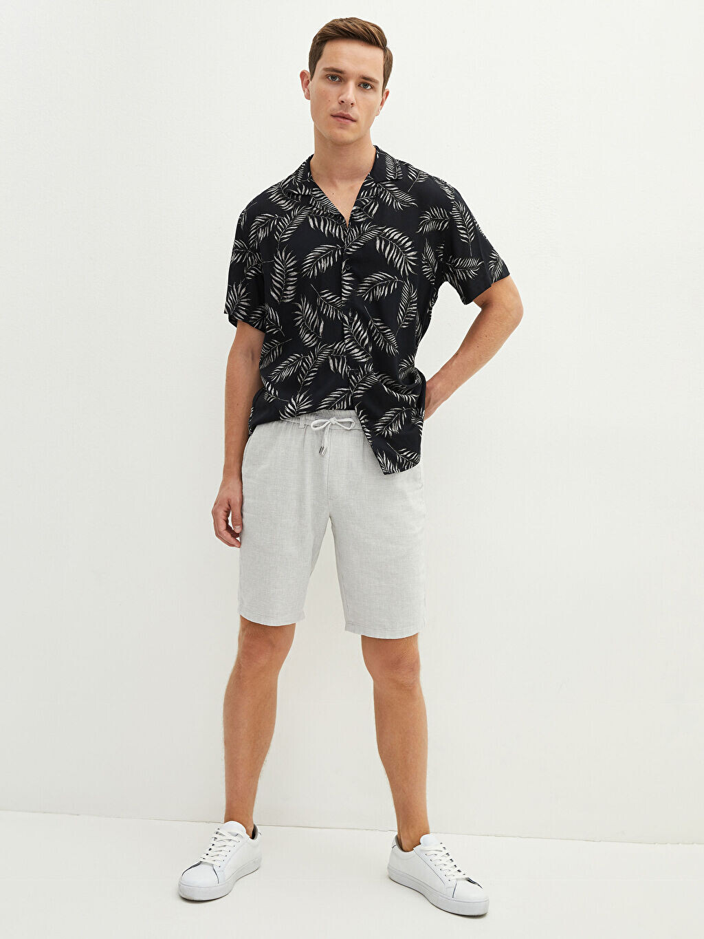 

Мужские льняные шорты Slim Fit LCW Vision