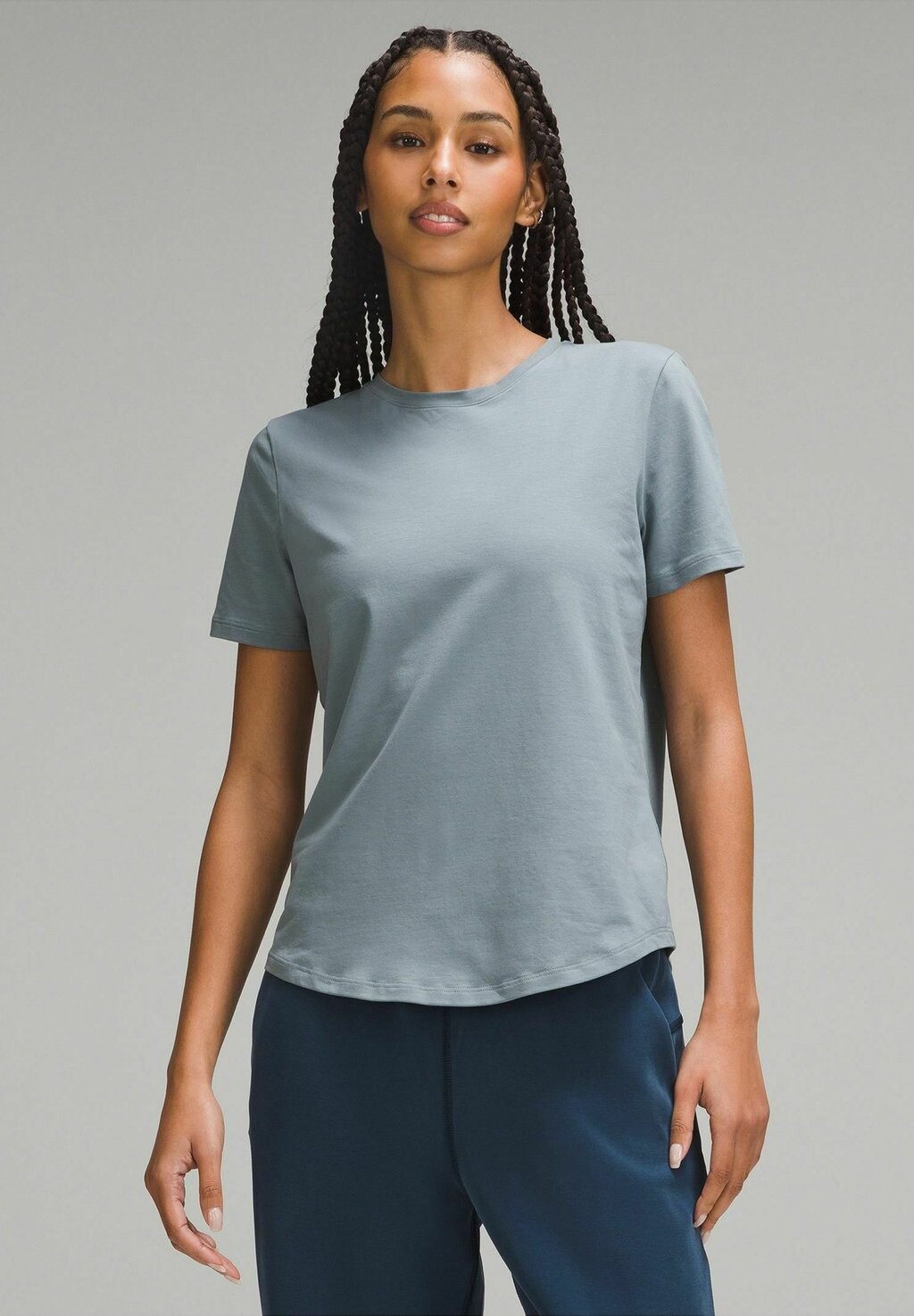 

Футболка базовая LOVE CREW lululemon, цвет belgian blue