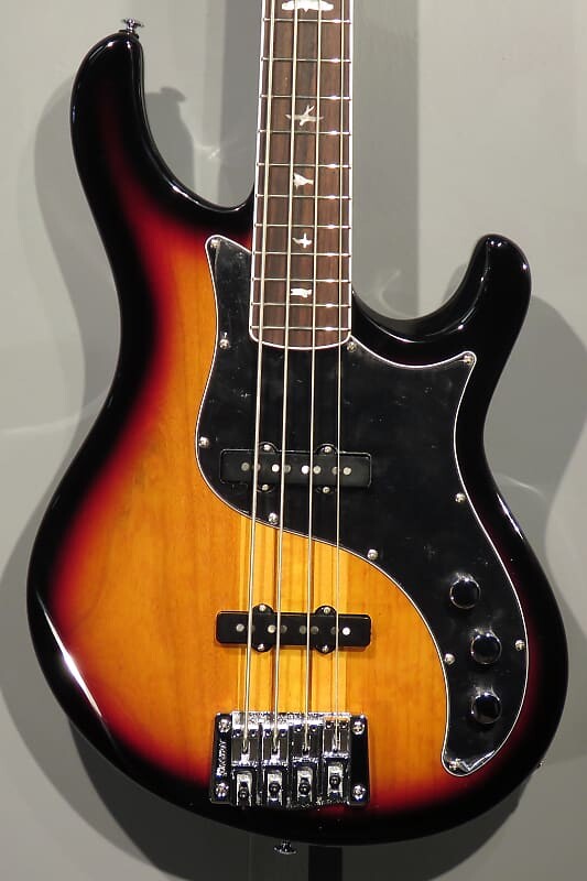 

PRS SE Kestrel, Tri-Color Sunburst, сумка для переноски PRS (2021 г.)