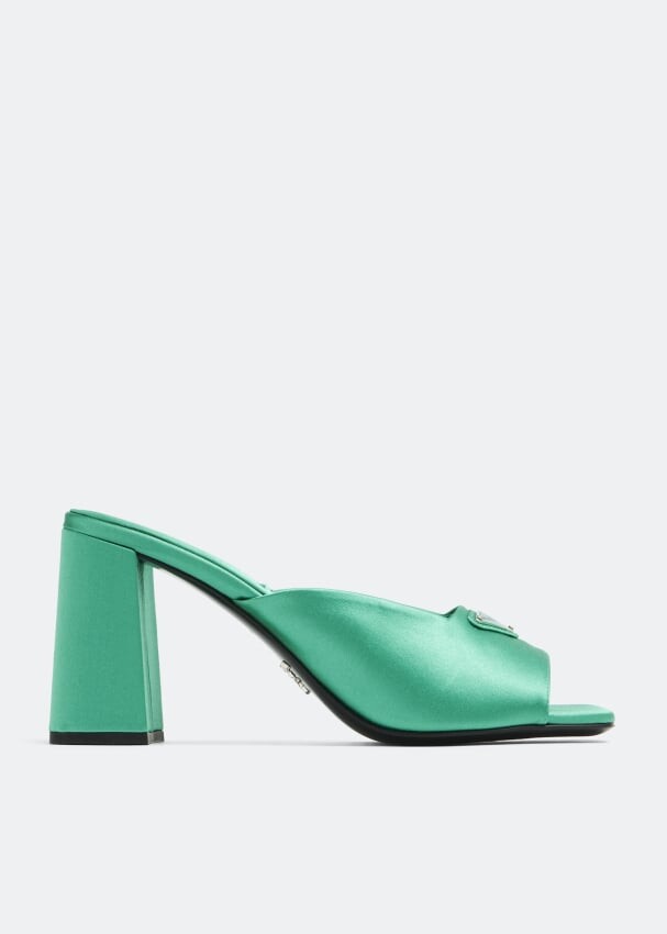 

Мюли PRADA Satin heeled mules, зеленый