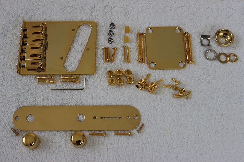 Fender / Gotoh Telecaster Gold Body Hardware Set Modern GTC202 6-седельный бридж USA Tele TB-0030-002 Fender/Gotoh 6-Saddle Telecaster Bridge Assembly (Gold)