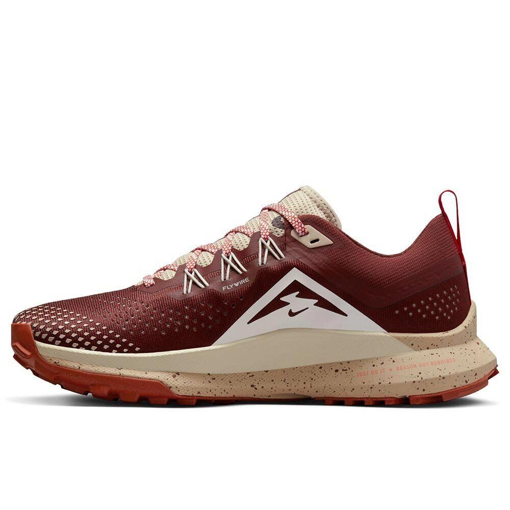 

Кроссовки Nike React Pegasus Trail 4, коричневый/светло-коричневый/светло-бежевый