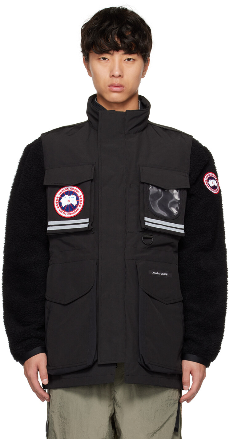 

Черный жилет для путешествий Canada Goose