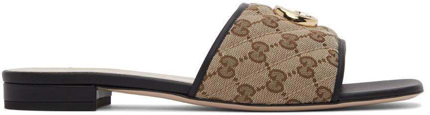 

Бежевые сандалии на плоской подошве с узором GG Matelassé Gucci