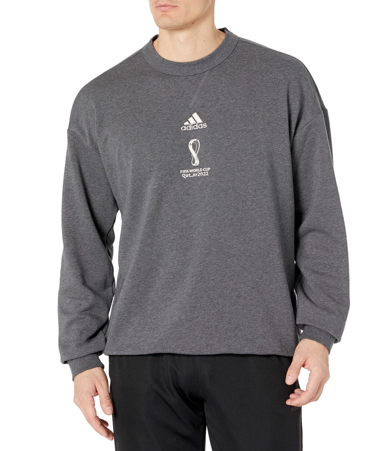 

Пуловер adidas, World Cup 2022 Official Emblem Crew Sweatshirt