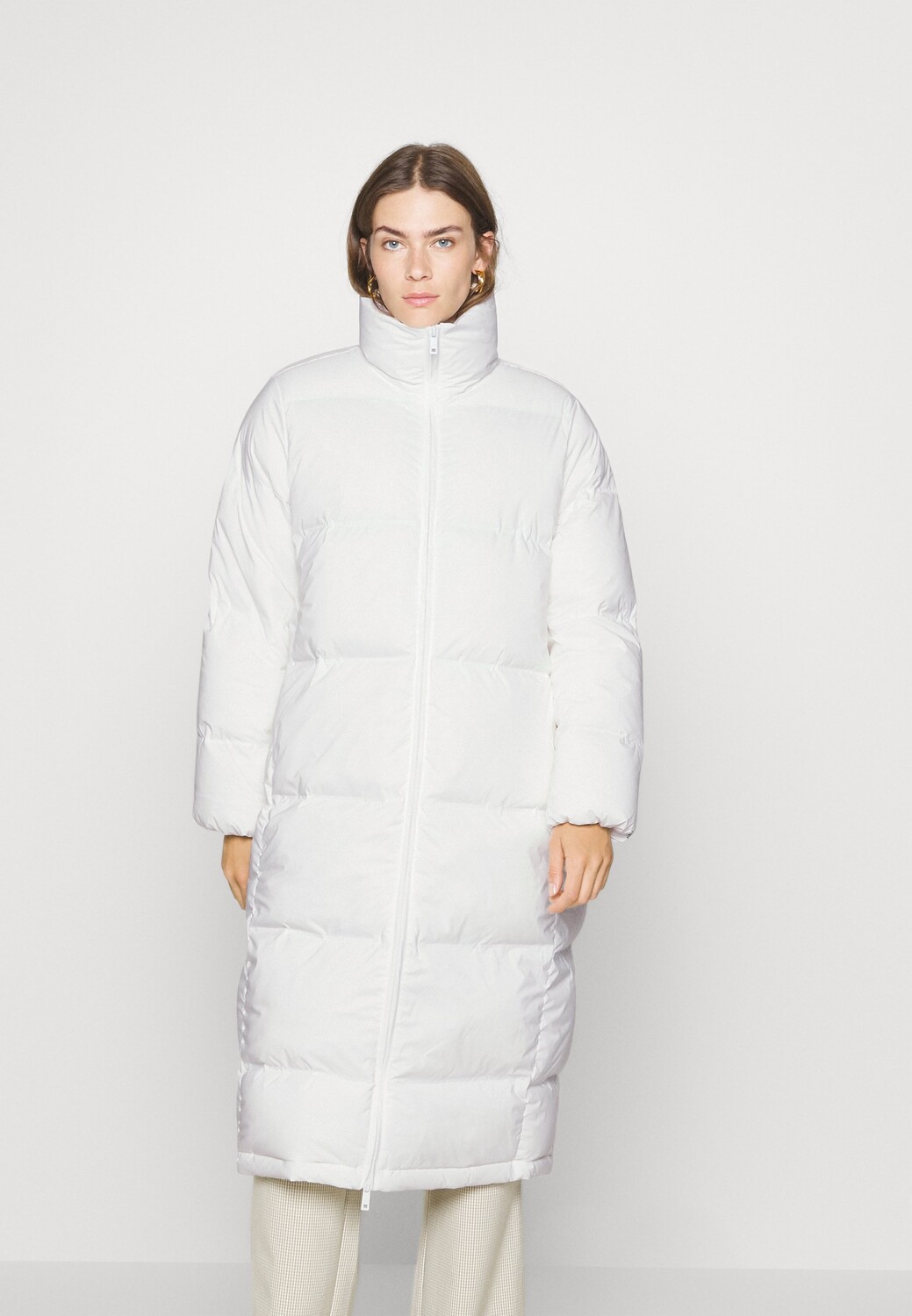

Пальто Calvin Klein, кремовый