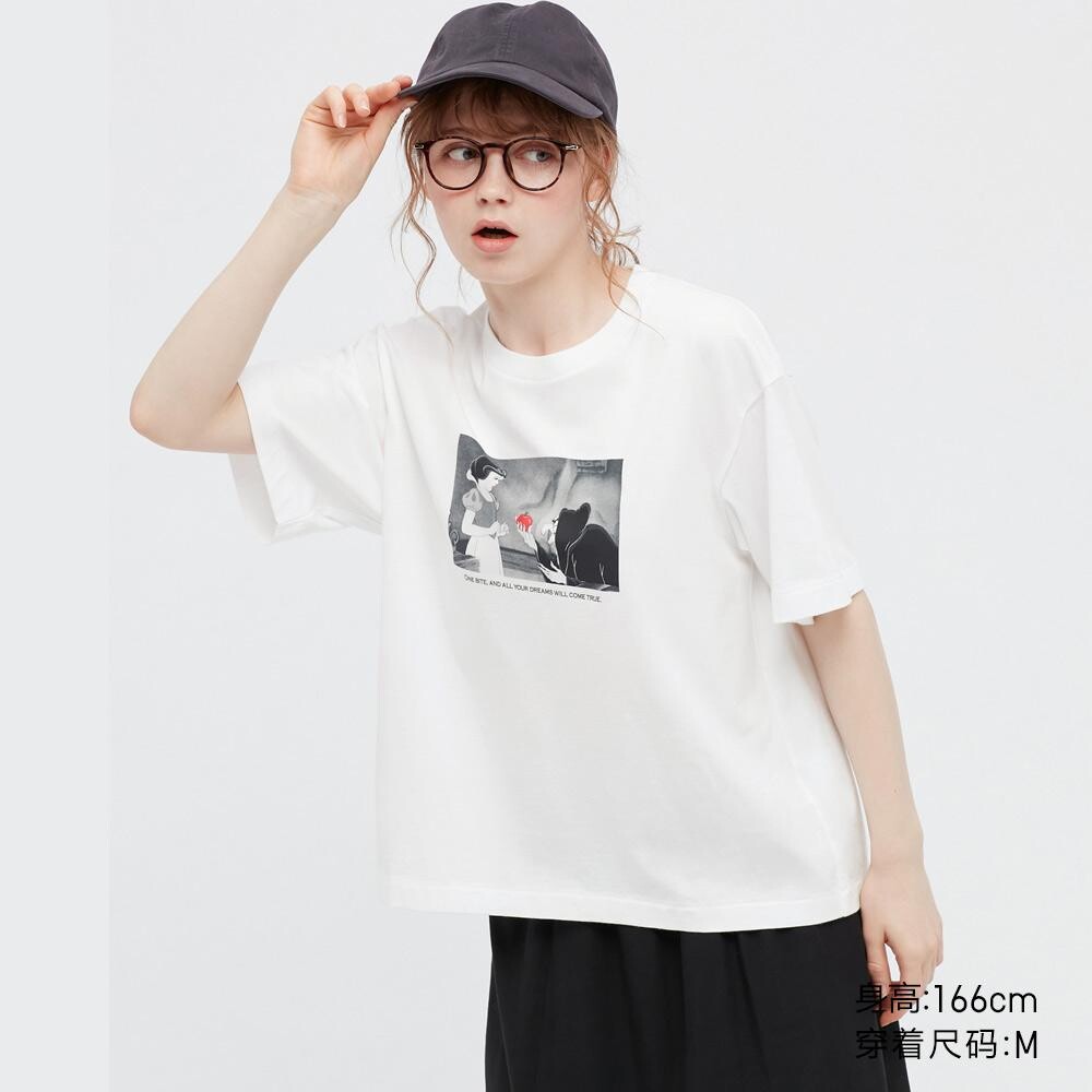 

Футболка с принтом Uniqlo, белый