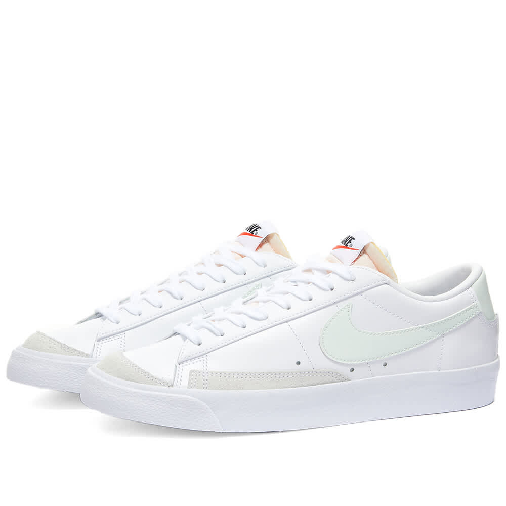 

Кроссовки Nike W Blazer Low 77 Vintage