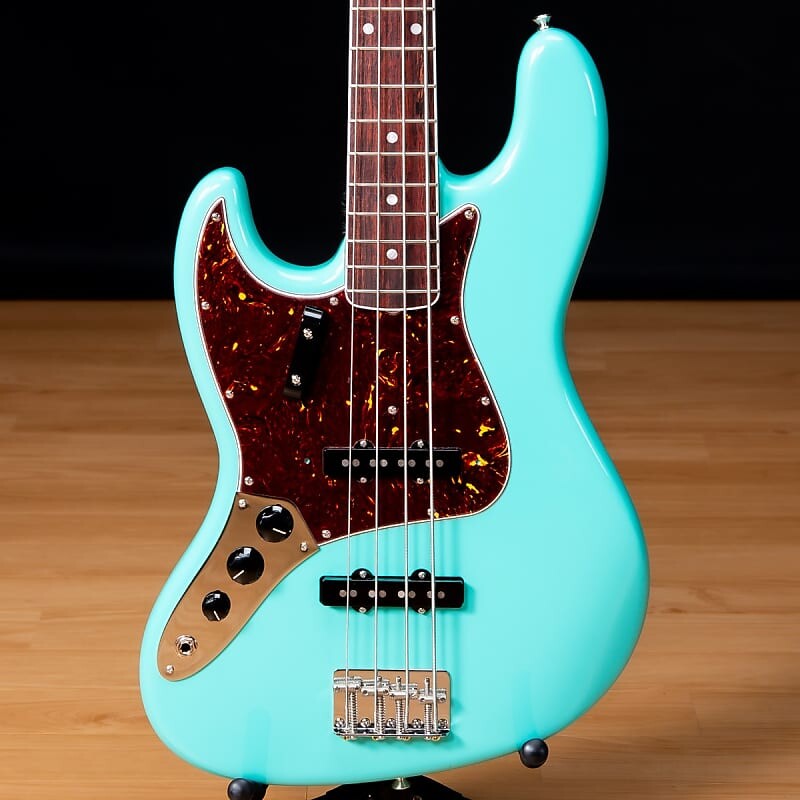 

Джазовый бас-гитара Fender American Vintage II 1966 года выпуска для левшей - Sea Foam Green SN V2212802 American Vintage II 1966 Jazz Bass