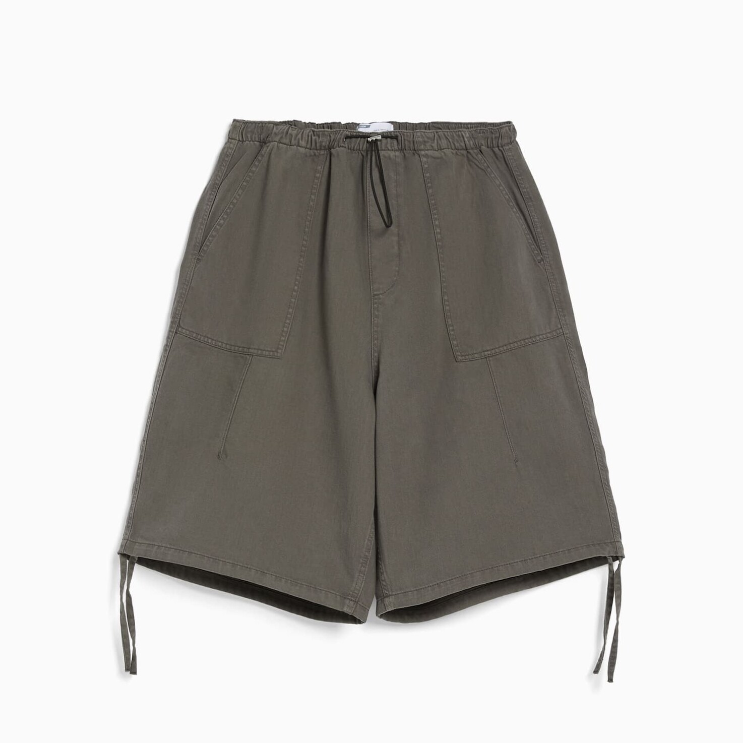 

Шорты Bershka Parachute Bermuda Bermuda, серо-коричневый