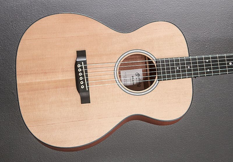 

000 JR-10 Martin