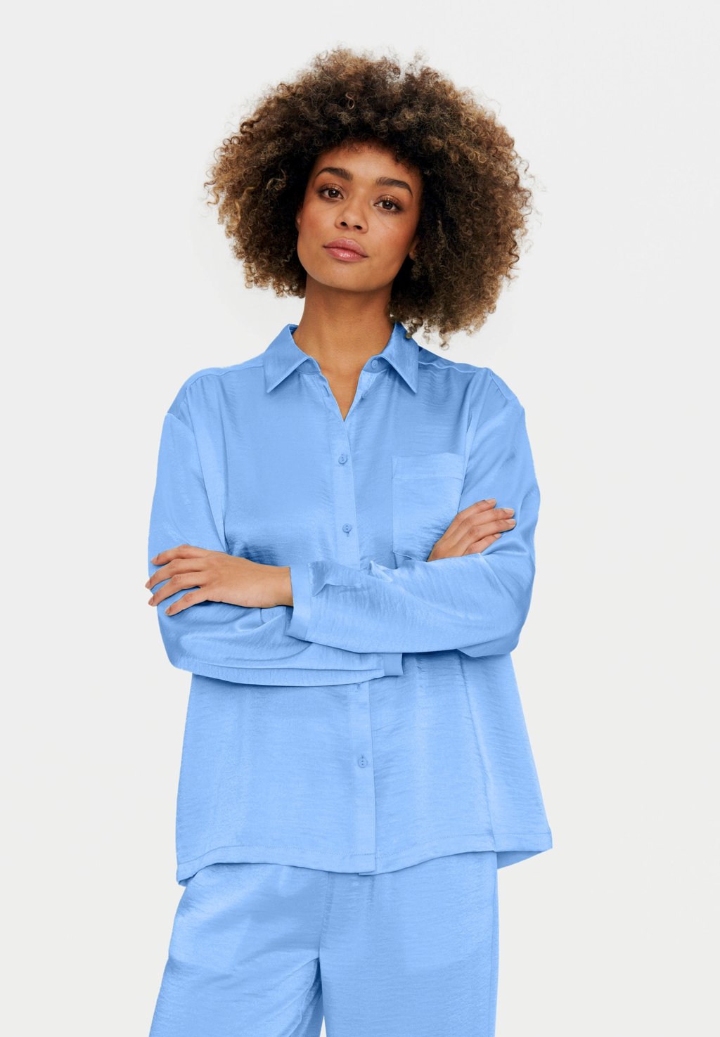 Блузка-рубашка DINNE Saint Tropez, цвет ultramarine блузка рубашка dinne saint tropez цвет ultramarine
