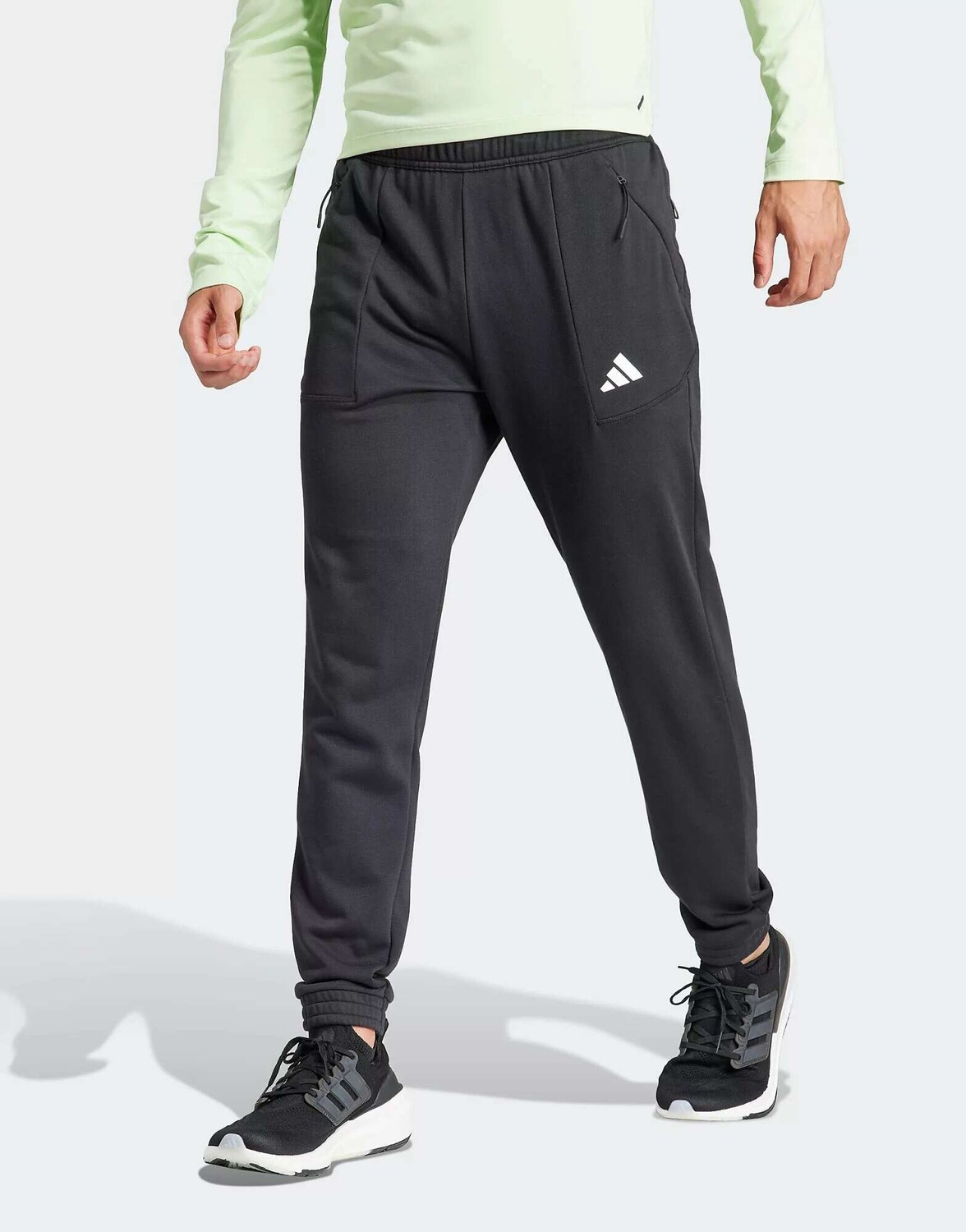 

Черные джоггеры adidas Pump Workout adidas performance